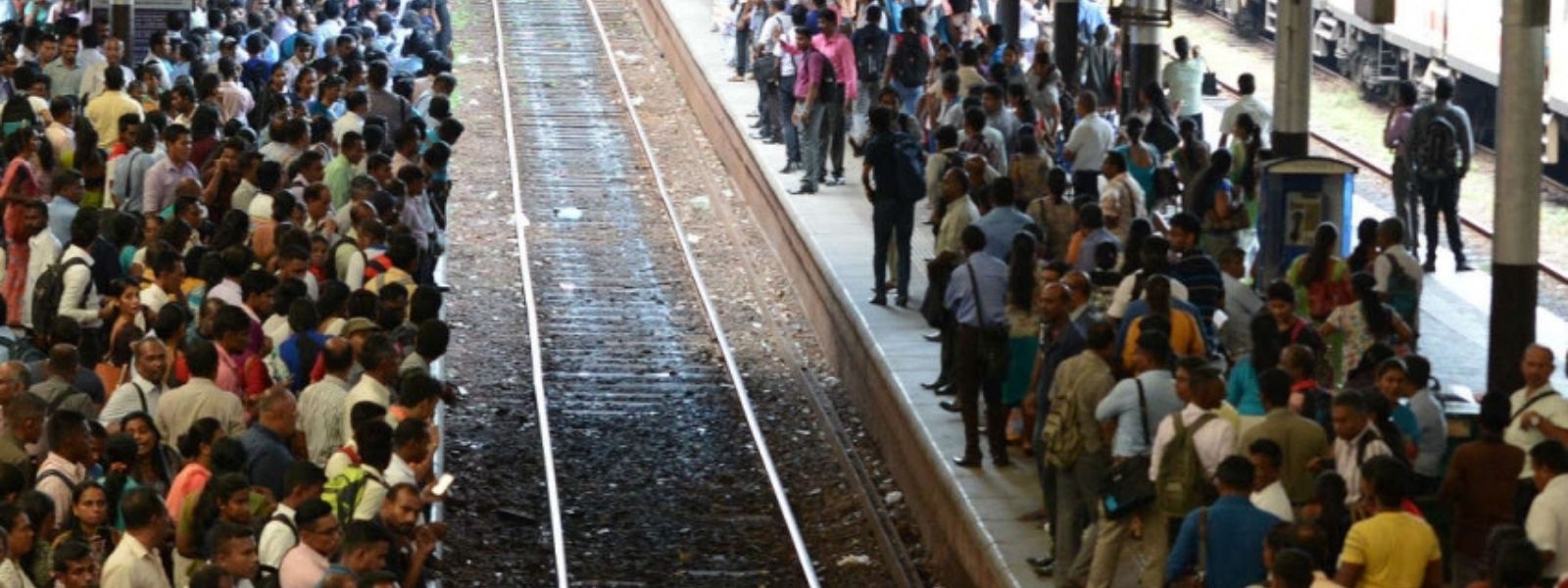 Railway workers strike continues; delays expected
